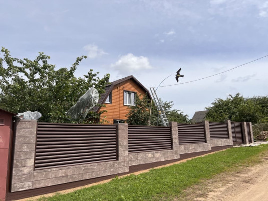 Забор из блоков FaBrick 500x200 в цвете 