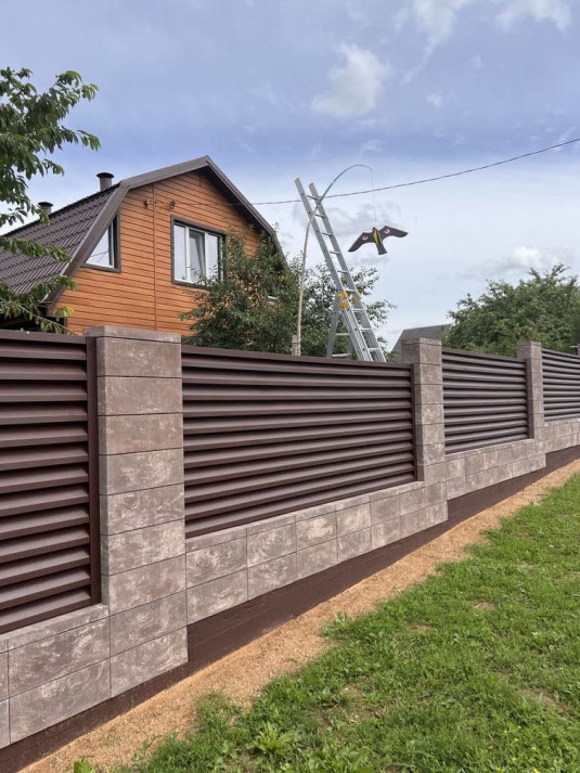 Забор из блоков FaBrick 500x200 в цвете 