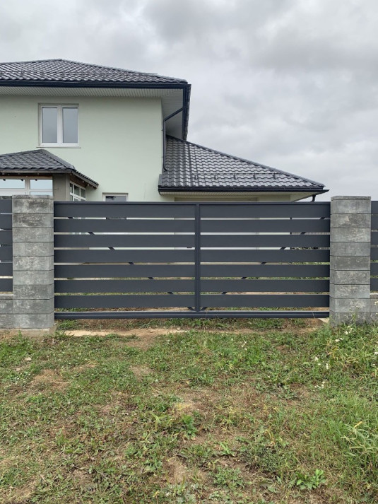 Забор из блоков FaBrick 500x200 в цвете 
